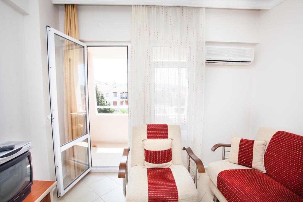 Çeşme Yalcinkaya Apart Hotel מראה חיצוני תמונה